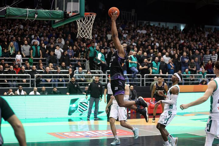  beirut-supero-a-sagesse-y-es-segundo-en-baloncesto-de-libano