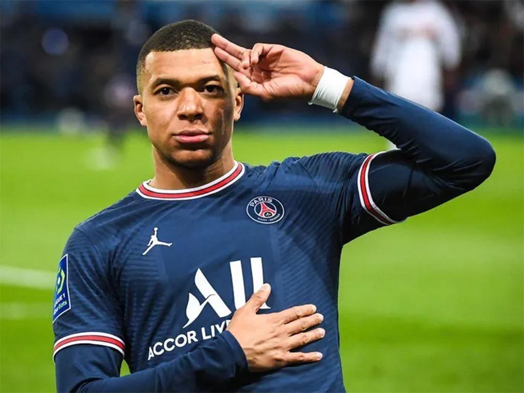 Futbolista francés Kylian Mbappé