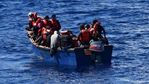 rescatan-a-33-migrantes-irregulares-en-el-pasaje-de-la-mona