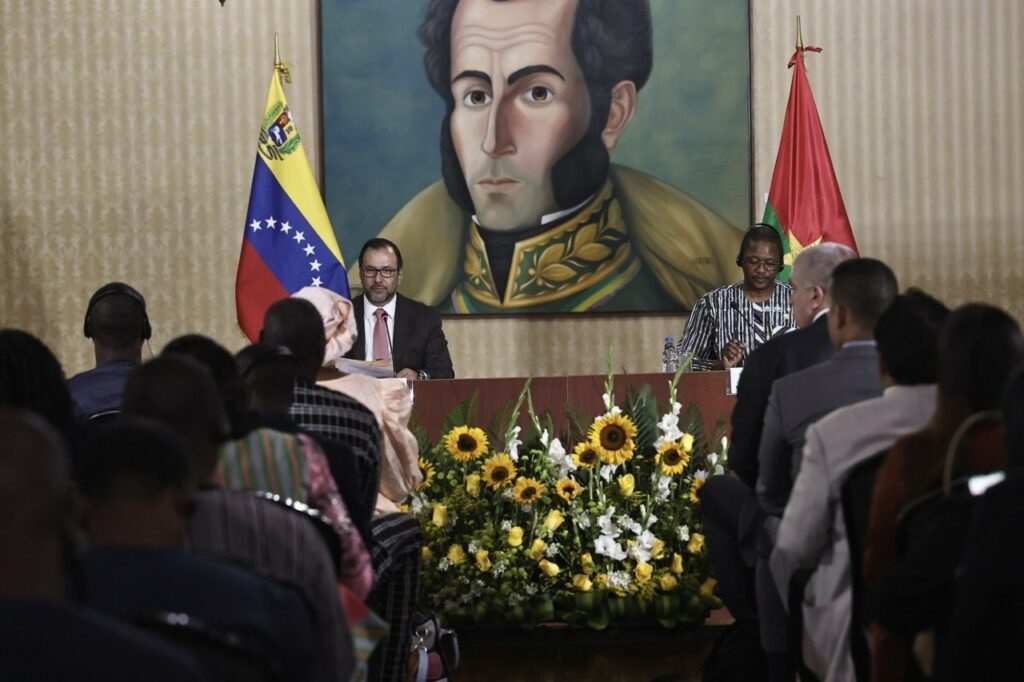 Establishment of a joint committee with Burkina Faso in Venezuela (+ photo)