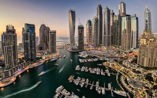 economia-emirati-podria-crecer-cinco-por-ciento-en-2024-pronostican
