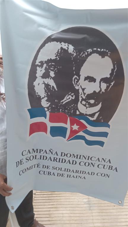 apoyo-a-cuba-y-contra-el-bloqueo-en-ciudad-dominicana-de-montecristi