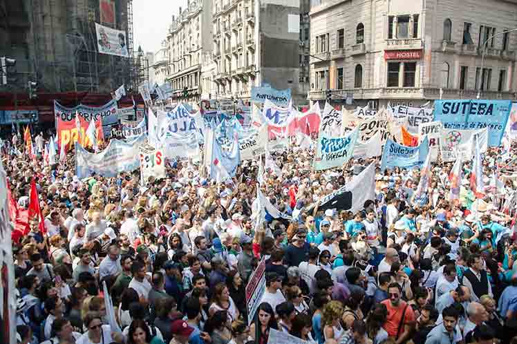 organizaciones-argentinas-denunciaron-amenazas-a-trabajadores