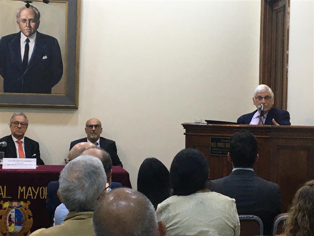 rinden-homenaje-binacional-a-canciller-peruano-que-defendio-a-cuba