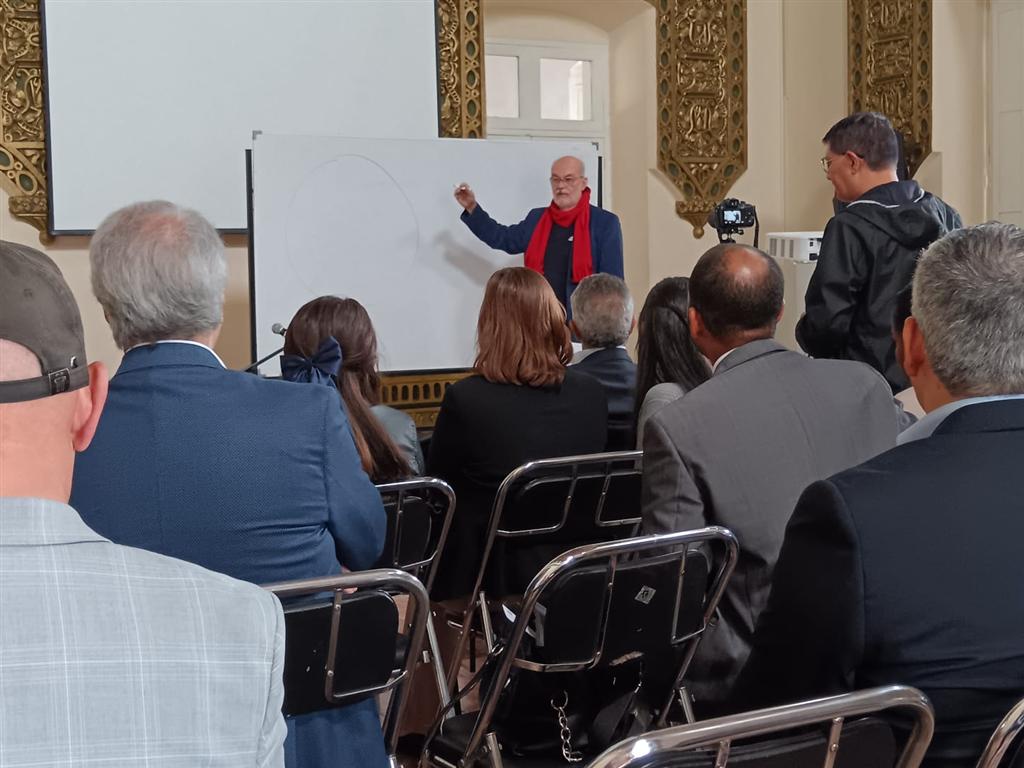 cuba-y-la-conformacion-de-su-nacionalidad-en-evento-en-ecuador