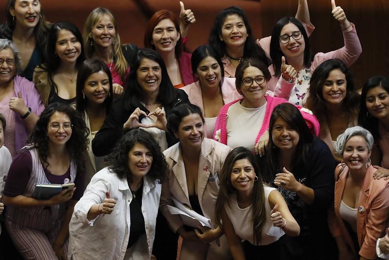 ley-consagra-derecho-de-las-chilenas-a-una-vida-libre-de-violencia