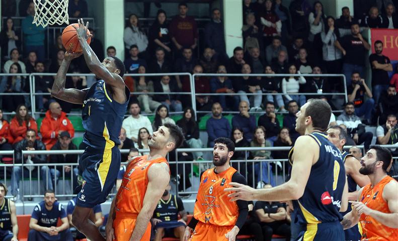 quinteto-al-riyadi-afianza-liderazgo-en-baloncesto-de-libano