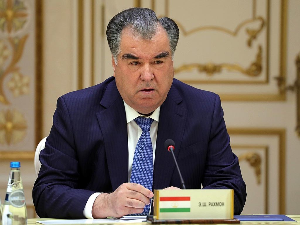 Il presidente tagiko condanna l'attentato terroristico a Mosca