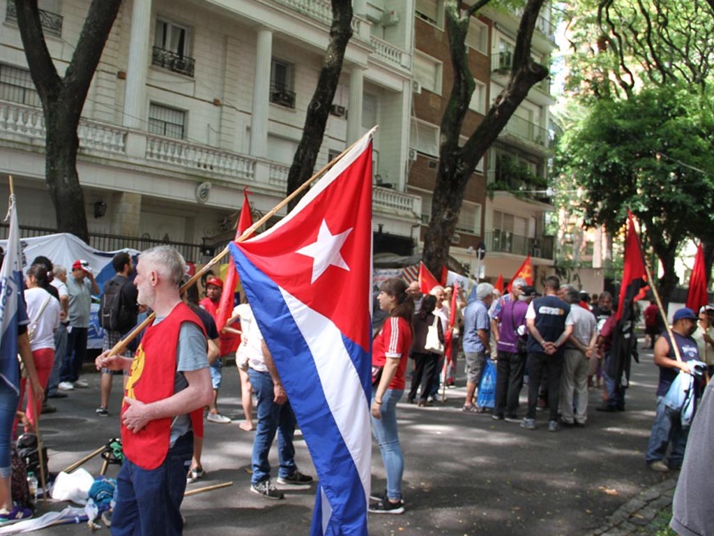 exigen-en-argentina-fin-de-bloqueo-de-eeuu-a-cuba