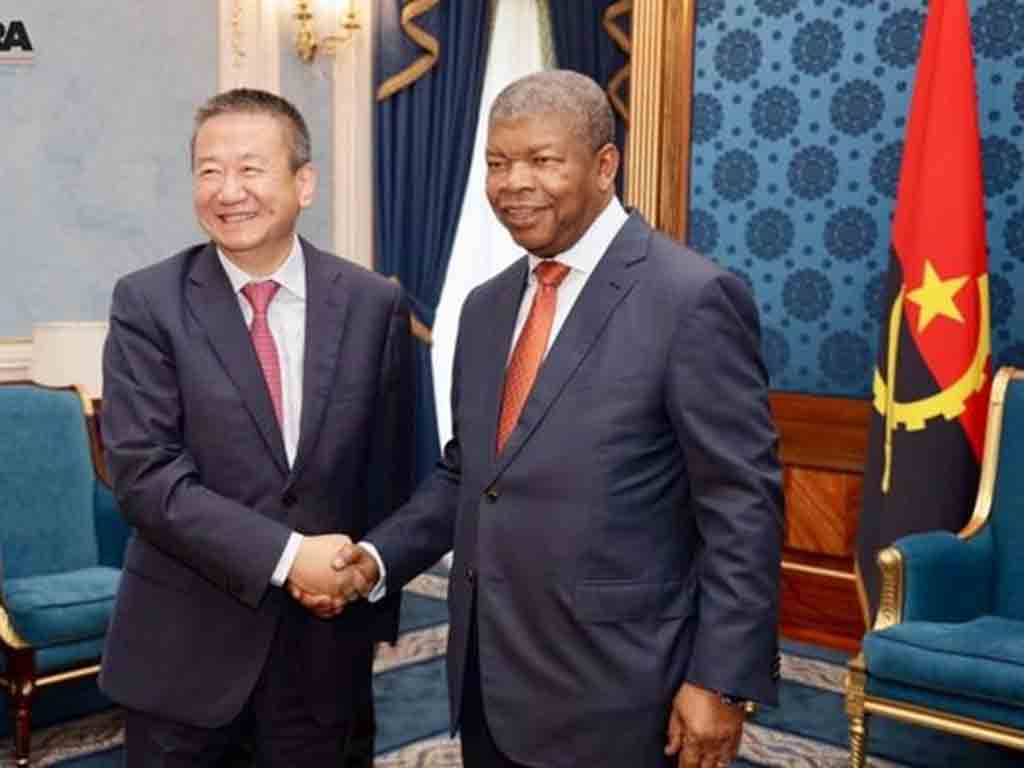 presidente-de-angola-dialogo-con-enviado-especial-de-naciones-unidas