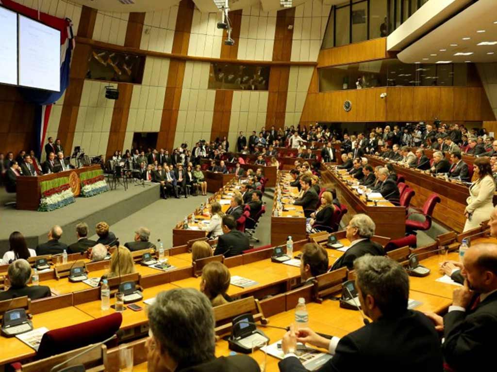 diputados-paraguayos-aprueban-enmiendas-a-ley-contra-nepotismo