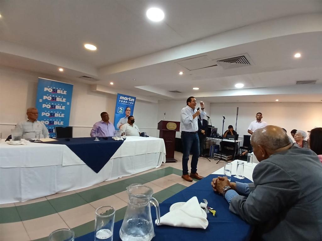 candidato-presidencial-por-mayor-dialogo-con-trabajadores-panamenos