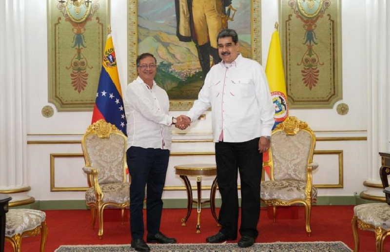 presidentes-de-venezuela-y-colombia-se-reencuentran-en-caracas