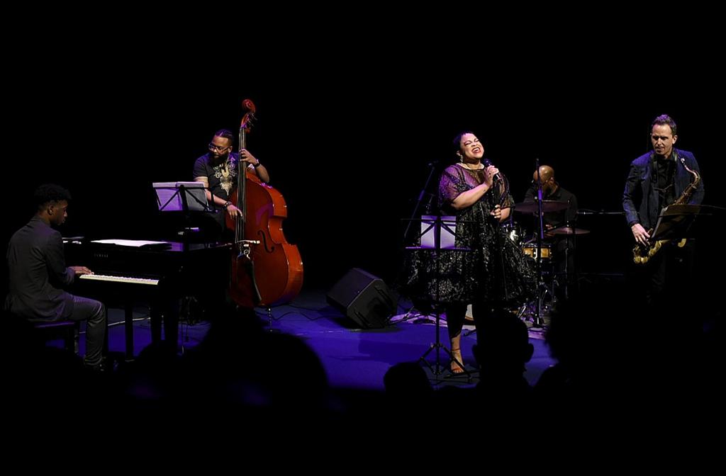 artista-estadounidense-laurin-talese-ofrecio-ultimo-concierto-en-cuba