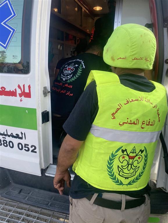 defensa-civil-de-libano-recupera-cuerpo-tras-ataque-de-dron-israeli