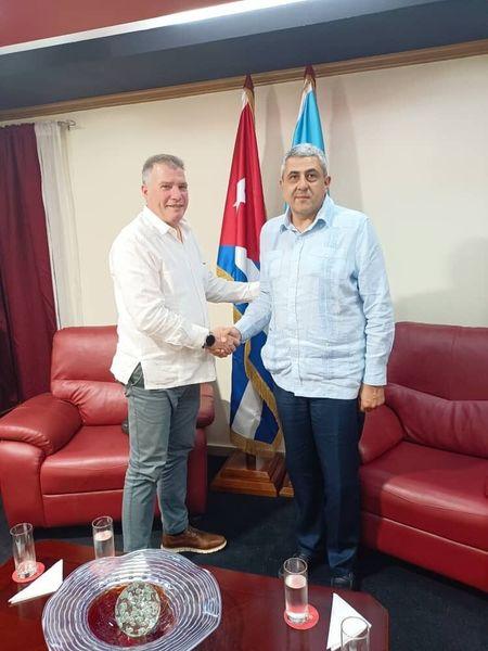 llega-a-cuba-secretario-general-de-onu-turismo