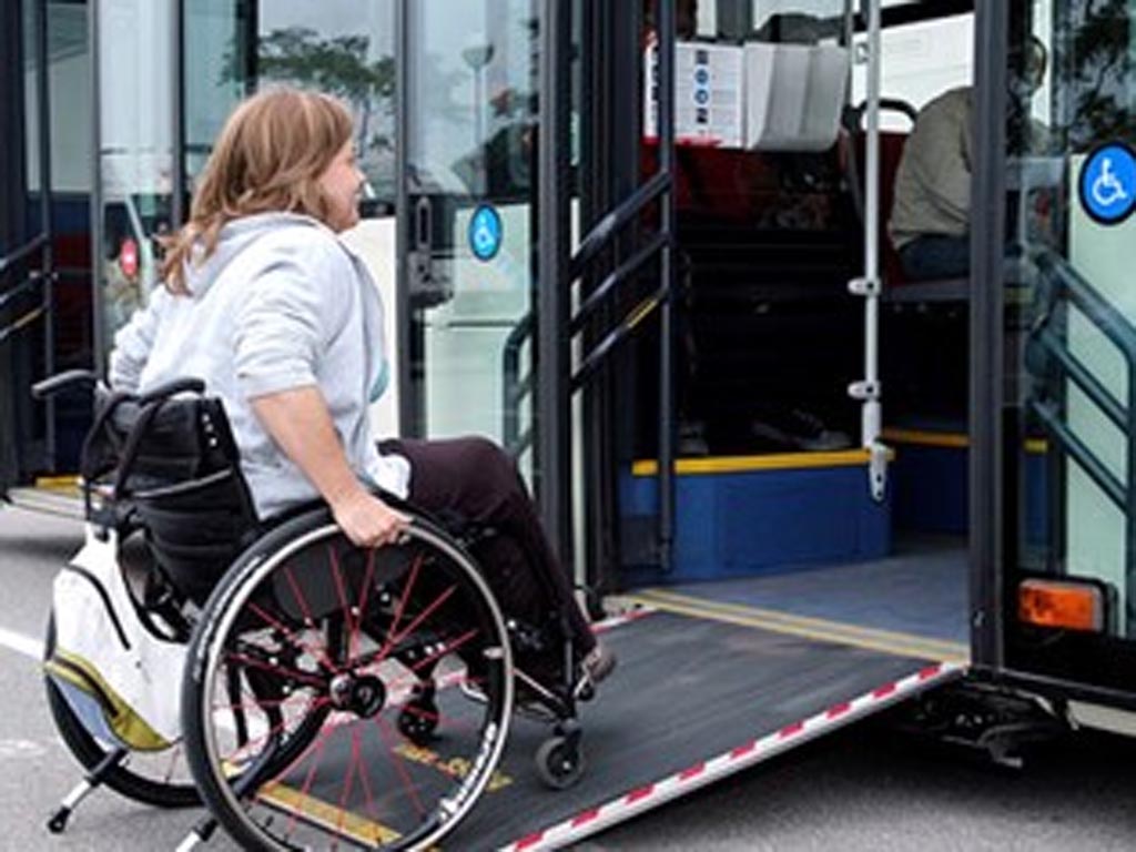 sudafrica-trabaja-por-mejorar-acceso-de-discapacitados-al-transporte