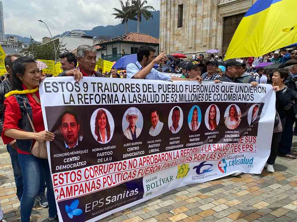 miles-de-manifestantes-marcharon-en-colombia-para-apoyar-reformas