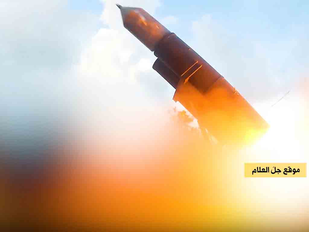 Droni e missili Hezbollah libanesi hanno colpito le caserme israeliane