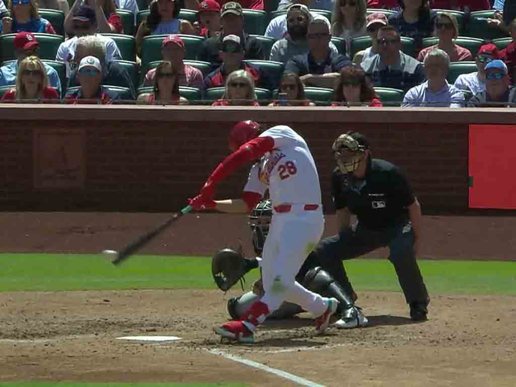 triunfo-con-sabor-latino-para-cardenales-en-beisbol-estadounidense