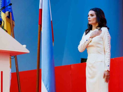 gobernadora-de-region-moldava-de-gagauzia-visita-rusia