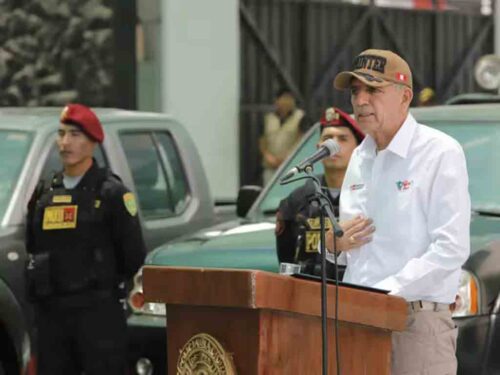ministro-del-interior-en-peru-renuncia-bajo-posible-presion