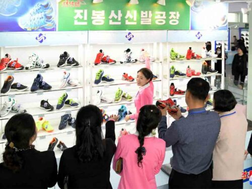 inauguran-en-rpdc-exposicion-nacional-de-calzado-primavera-2024