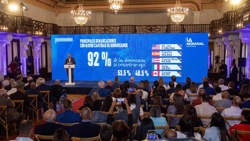 presidente-dominicano-destaca-vinculos-con-nacionales-en-el-exterior