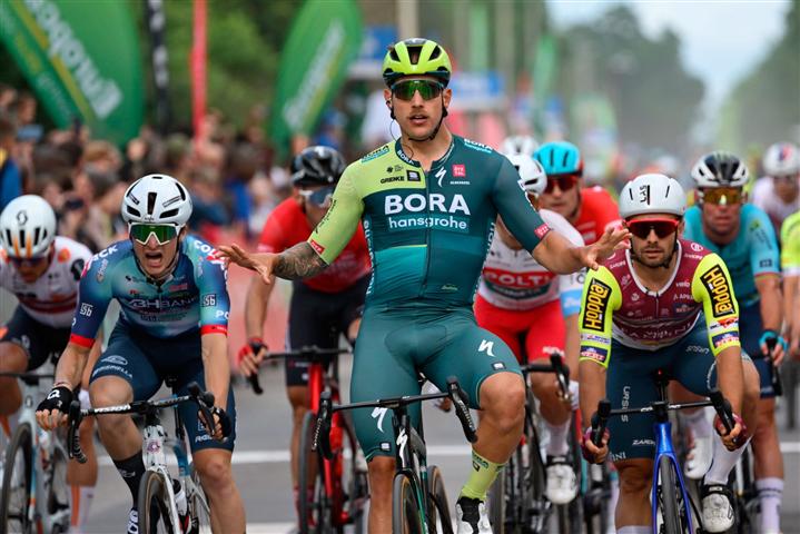 colombiano-por-continuar-en-podio-del-giro-de-italia-de-ciclismo