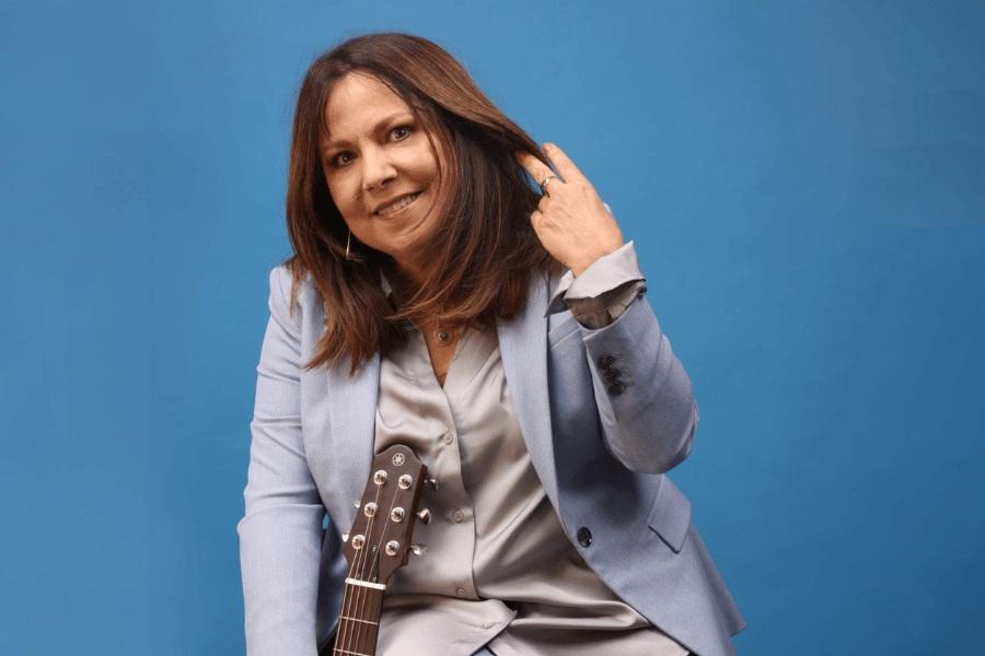 Cantante cubana Liuba María Hevia llegará a Chile 