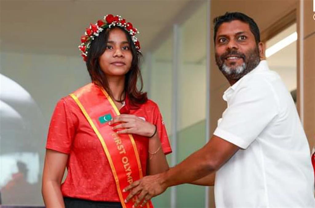 Maldivas-tenista-Dheema
