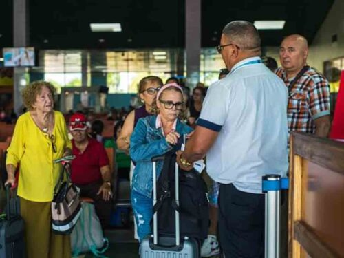 elogia-ministro-de-transpote-de-cuba-a-aeropuerto-internacional