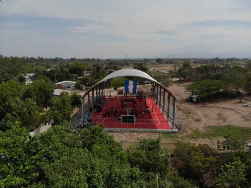 nueva-cancha-deportiva-beneficiara-a-miles-de-ninos-en-honduras
