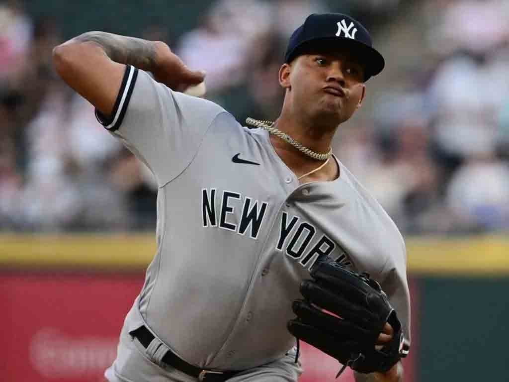 novato-dominicano-luis-gil-sigue-brillando-con-yankees