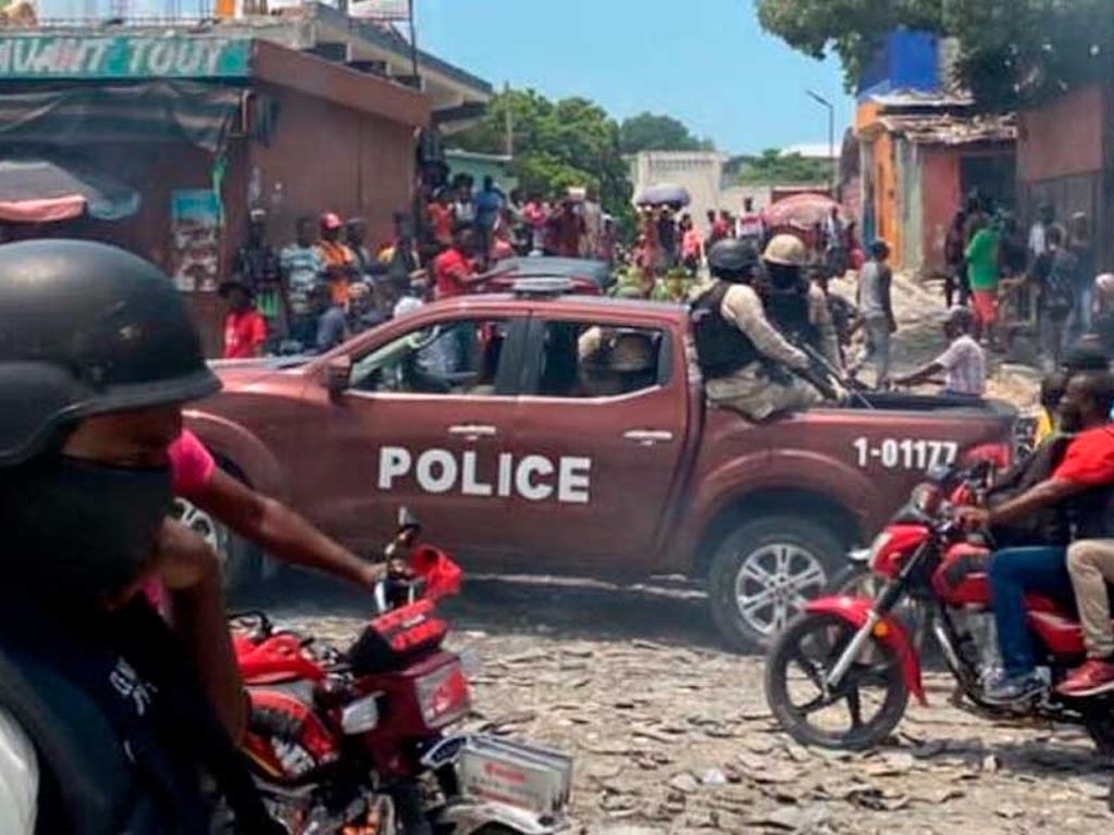 pandilleros-en-haiti-demuelen-prision-y-una-comisaria