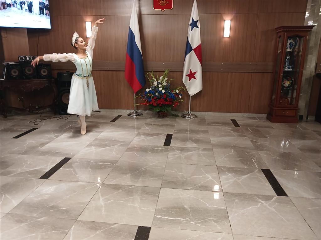 rusia-y-panama-reiteran-solidos-lazos-de-cooperacion-y-hermandad