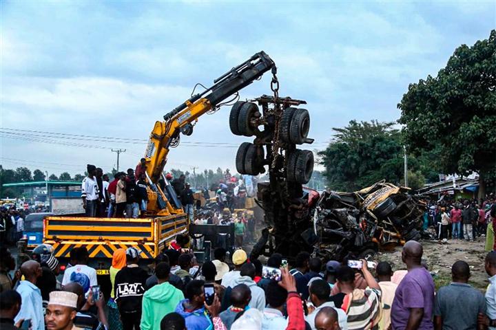 colision-masiva-en-tanzania-deja-decenas-de-victimas