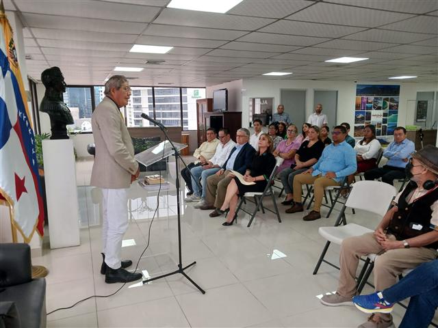 exaltan-en-panama-legado-de-unidad-de-libertador-simon-bolivar