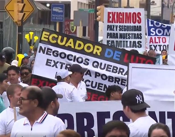comerciantes-exigen-seguridad-ante-violencia-en-ciudad-de-ecuador