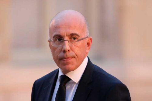 conservadores-franceses-descartan-pactar-con-oficialismo