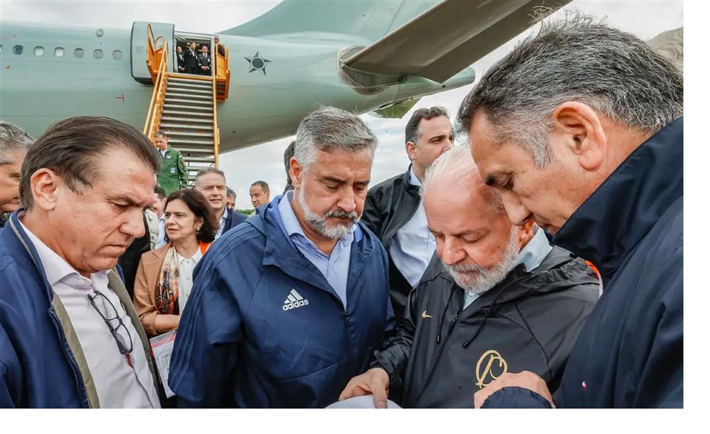 lula-visita-nuevamente-ciudades-brasilenas-arruinadas-por-temporales