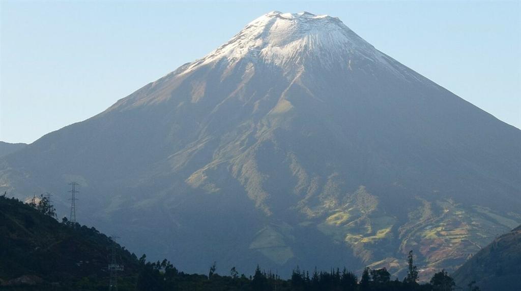 volcan-tungurahua-en-ecuador-emite-senales-de-alta-frecuencia