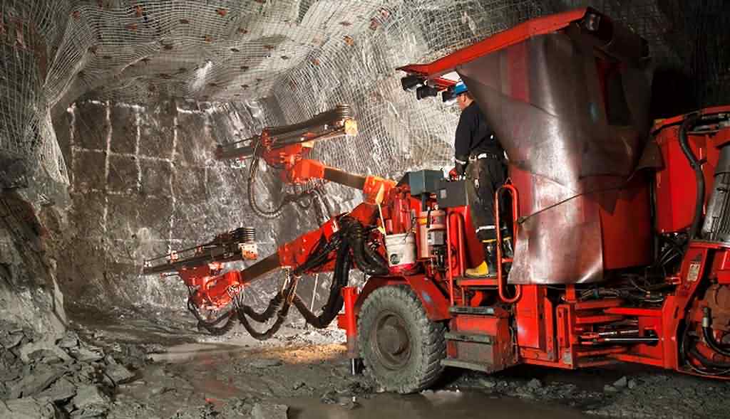 canada-subsidiara-a-empresas-mineras-para-reducir-emisiones