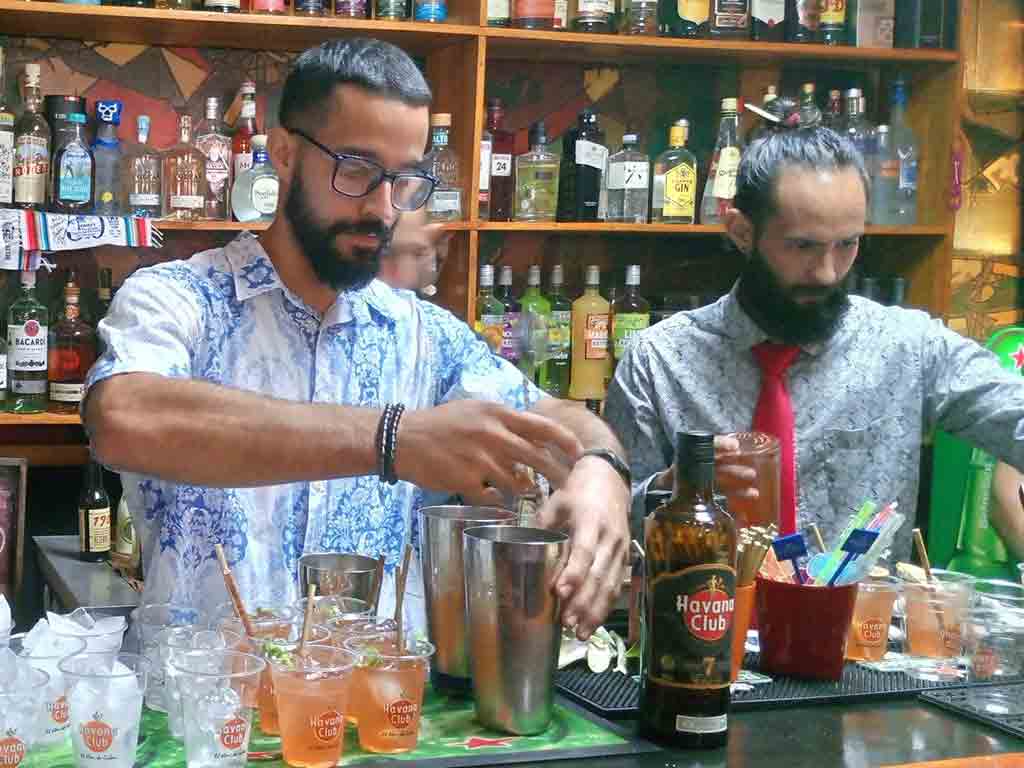 bartenders