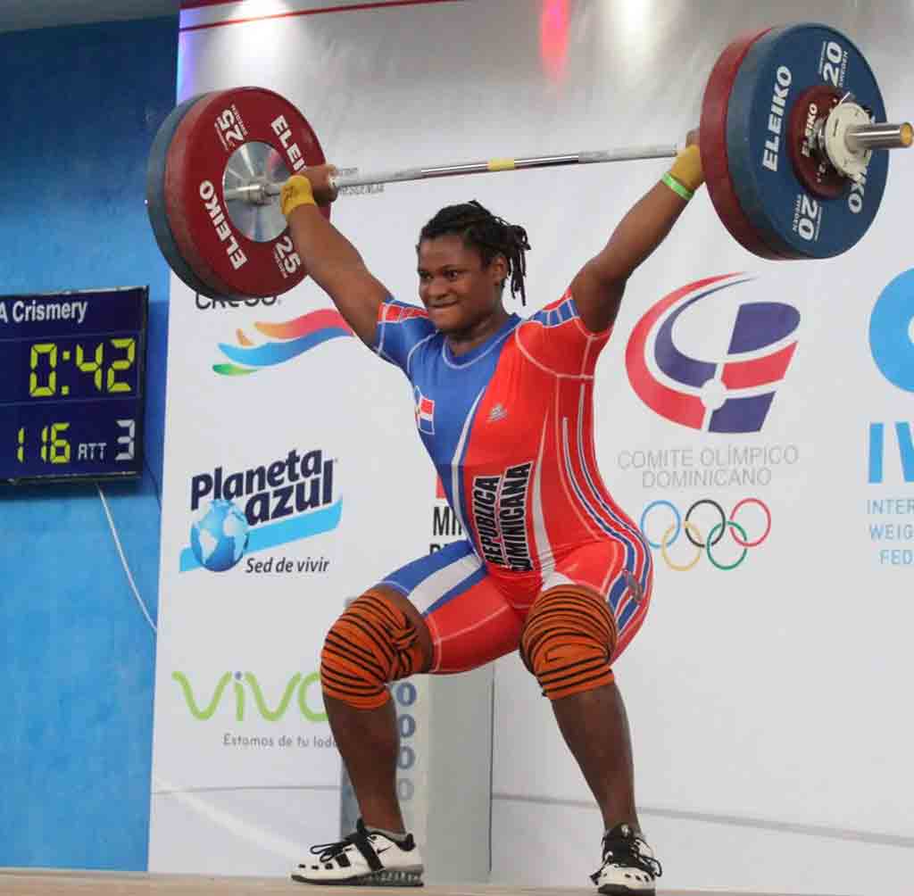 pesistas-dominicanas-se-preparan-para-competir-en-juegos-olimpicos