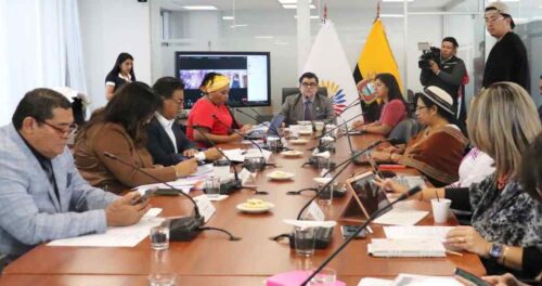 legisladores-de-ecuador-cuestionan-destino-de-credito-del-fmi