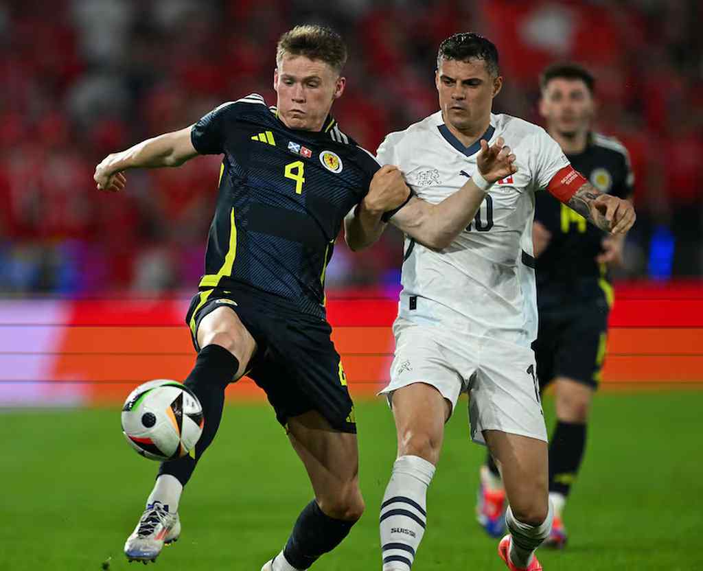 encuentran-rara-langosta-azul-en-mares-de-canada/