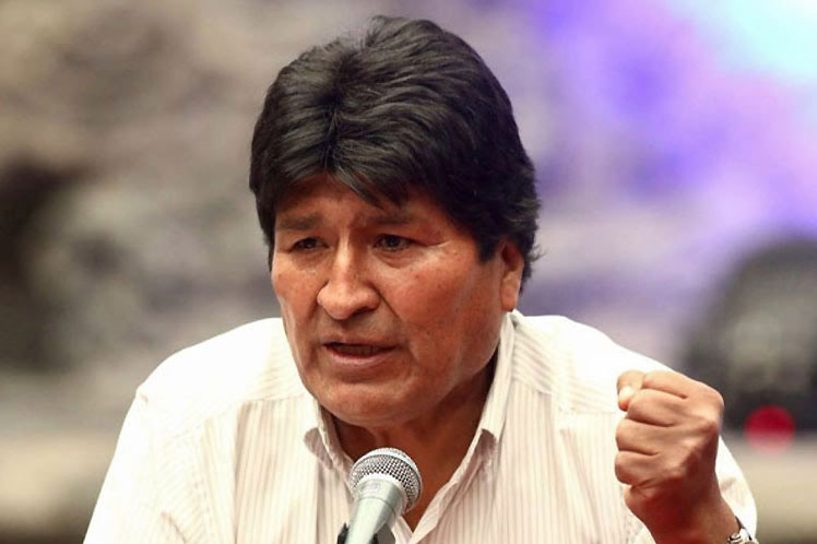 evo-invita-a-suspender-movilizacion-tras-derrotado-golpe-en-bolivia