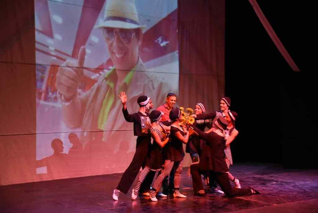 el-arte-de-la-pantomima-despierta-emociones-en-cuba/