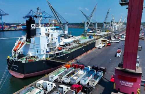 senalan-acumulacion-de-buques-en-portuaria-quetzal-de-guatemala